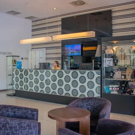 Hotel Yit Via Sevilla Mairena