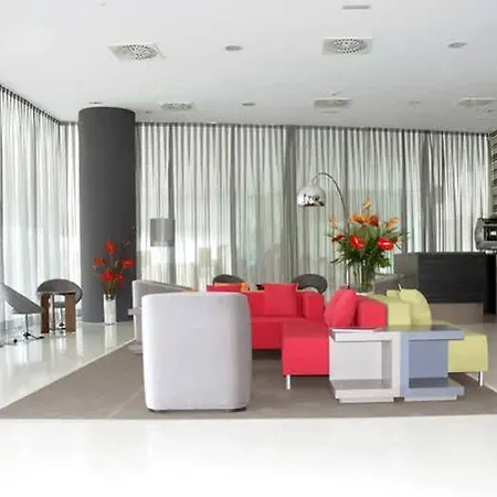Yit Vía Sevilla Mairena Hotel