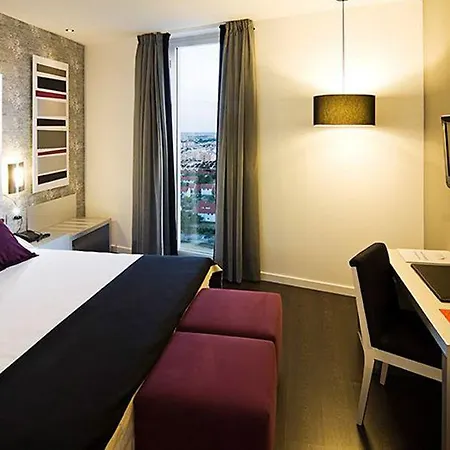 Yit Vía Sevilla Mairena Hotel 4*