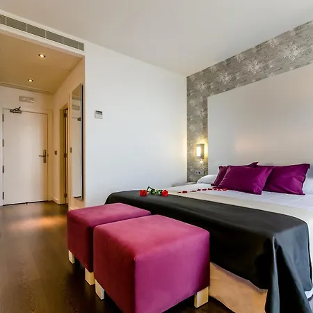 Hotel Yit Via Sevilla Mairena